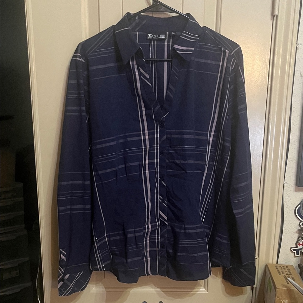 Chic Navy Plaid Button Down Shirt